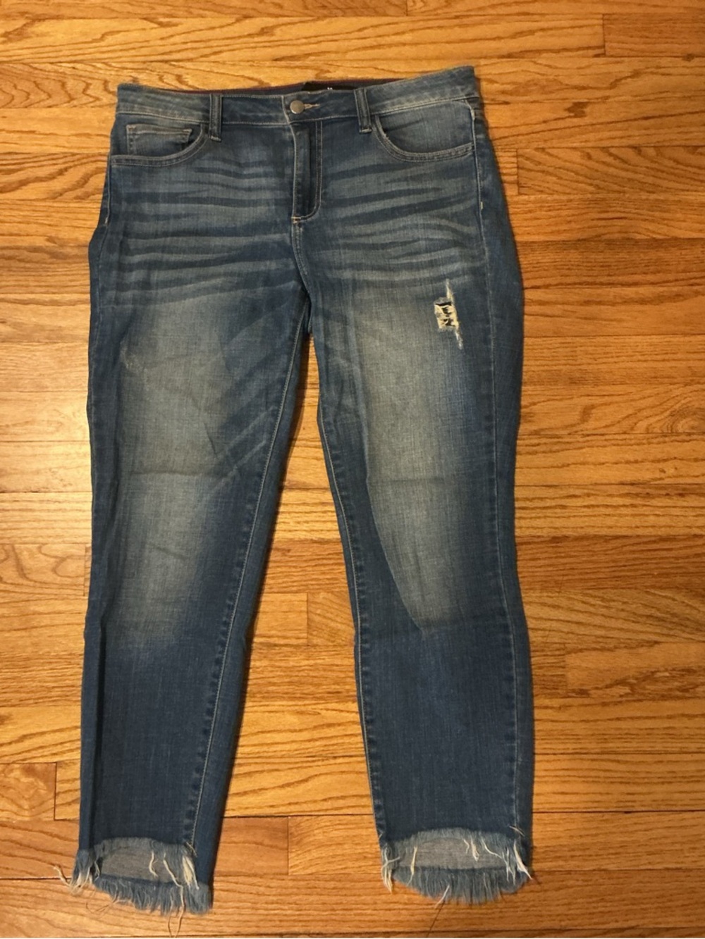 Francesca's Collections Distressed Blue Cropped Jeans